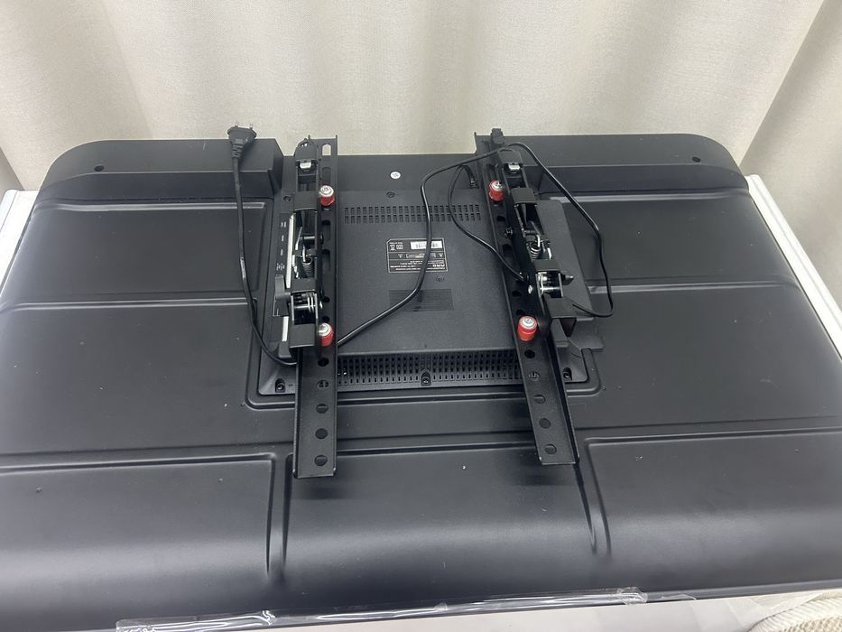 Продам новый телевизор