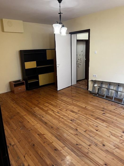 Продава се Етаж от къща в София, Редута - 66 кв.м за 2273 €/кв.м - Снимка #2