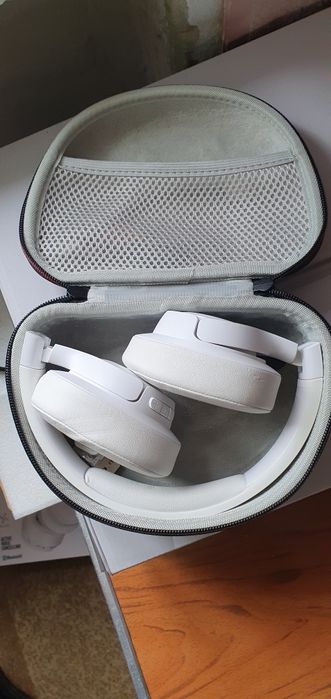 Наушники JBL TUNE 760nc