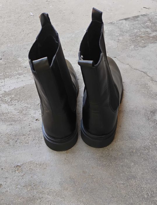 Vând ghete de damă, piele naturală