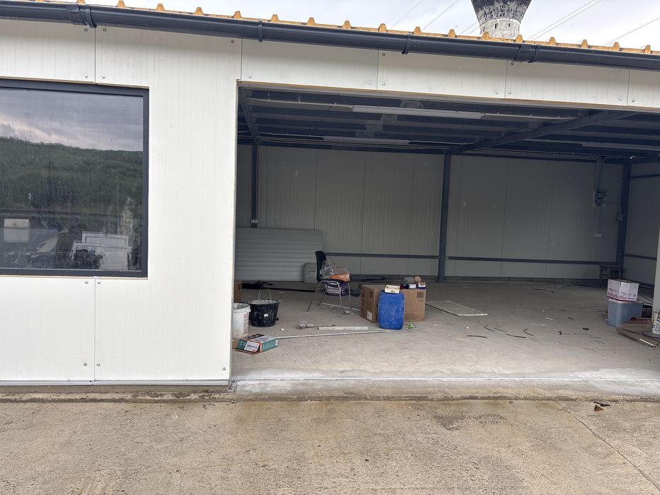 Inchiriez hala  in constructie 80m2  cu acces auto detaling auto