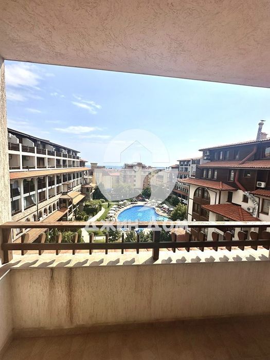 Продава се Четиристаен апартамент в Свети Влас - 139 кв.м за 844 €/кв.м - Снимка #9