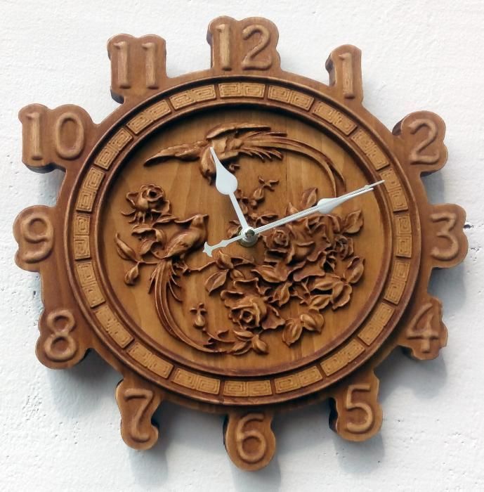 Часовници от дърво, дърворезба, за подарък , сувенир