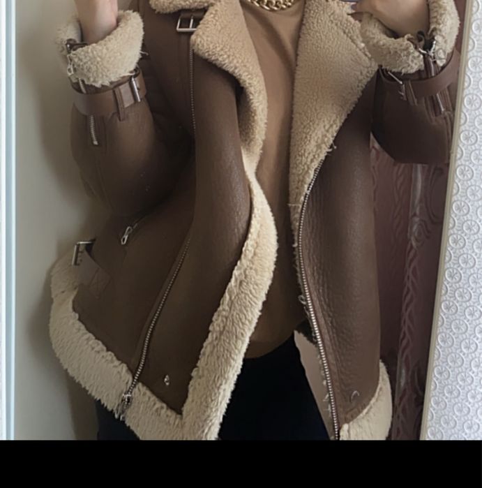 Дубленка коричневая bershka