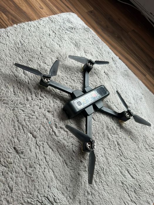 Drona MJX Bugs 4W versiune Camera 4K