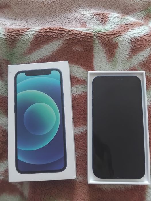 Продам айфон 12 мини