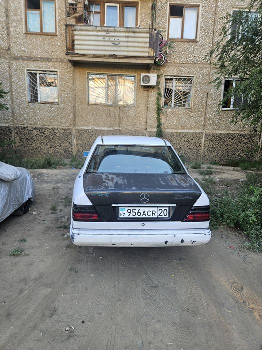 Мерседес бенз 124