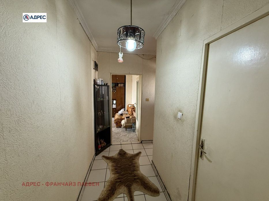 Продава се Двустаен апартамент в Плевен, Сторгозия - 57 кв.м за 627 €/кв.м - Снимка #4