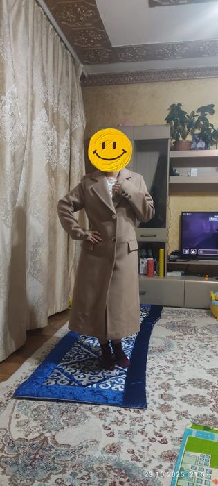 Продам Польто  Rafaello