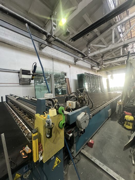 Reparatii instalari reglaje utilaje prelucrat sticla