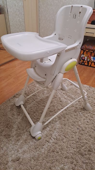 Продам стульчик для кормления