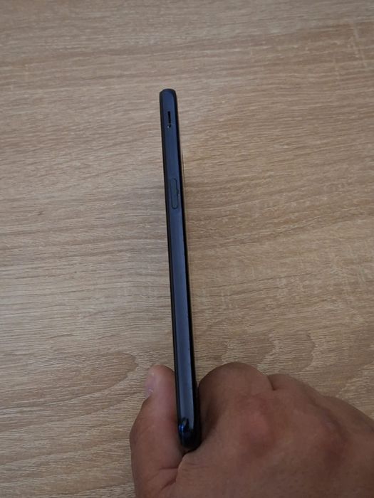 Samsung Galaxy J6 Plus STICLA FISURATĂ