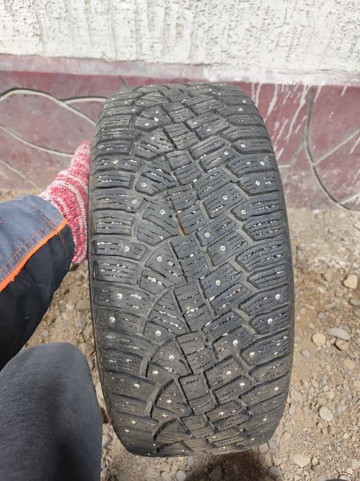 Зимние шины шиповные 18