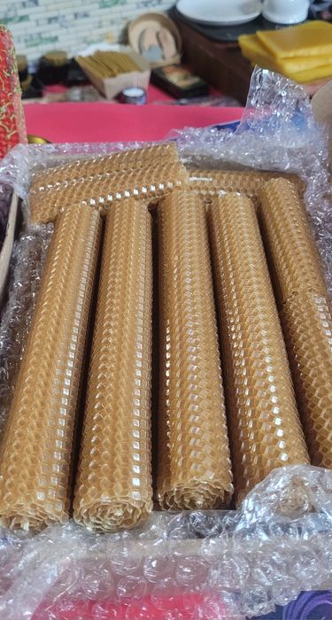 Продам восковые свечи из вощины