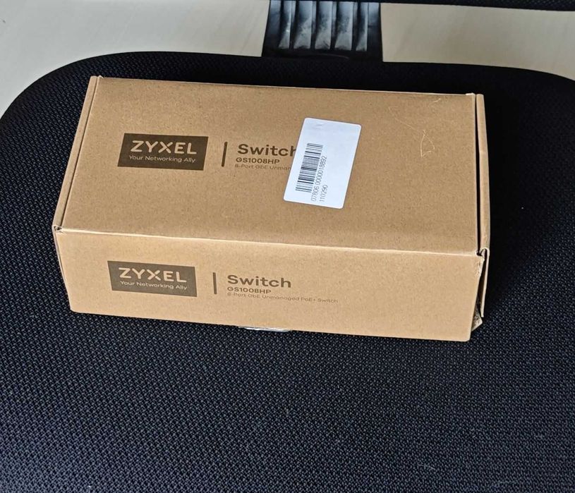 8 портов гигабитов PoE+ суич Zyxel GS1008HP