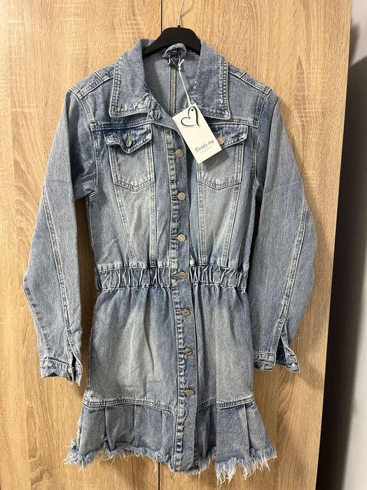 Нова дънкова рокля