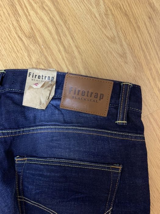 Blugi barbatesti clasici