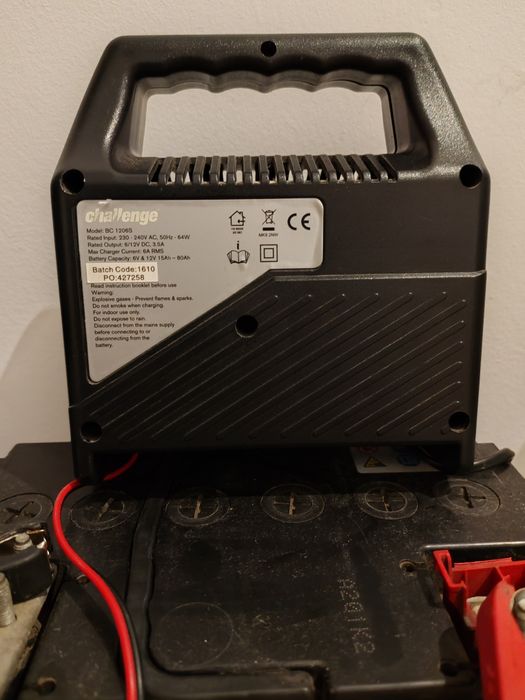 Redresor baterii 6V - 12V