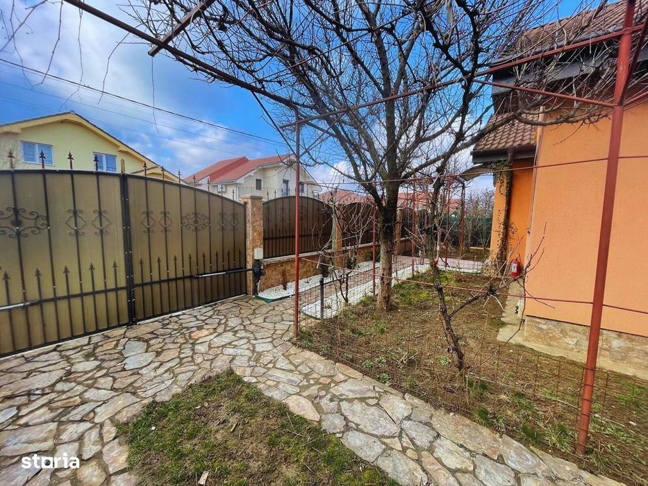 Casa Santandrei, zona linistita, gaz,curent,apa,teren 550 mp-208000Eur