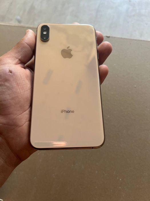 Iphone xs max 64talik 74 yomkist