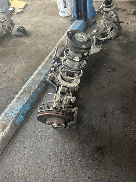 Mecanica VW Arteon Passat B8 Fuzeta / etrier / suspensie / Jug Cadru