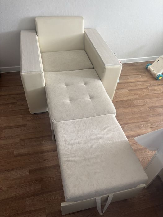 Кресло кровать в отличном состоянии