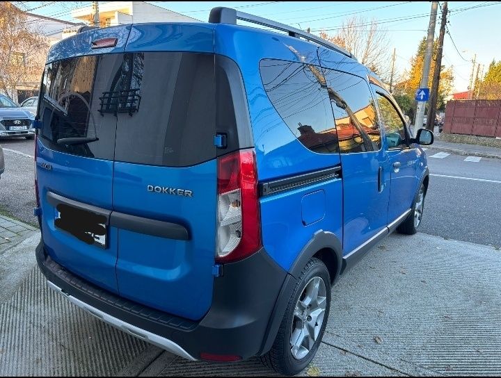 Vand Dacia dokker