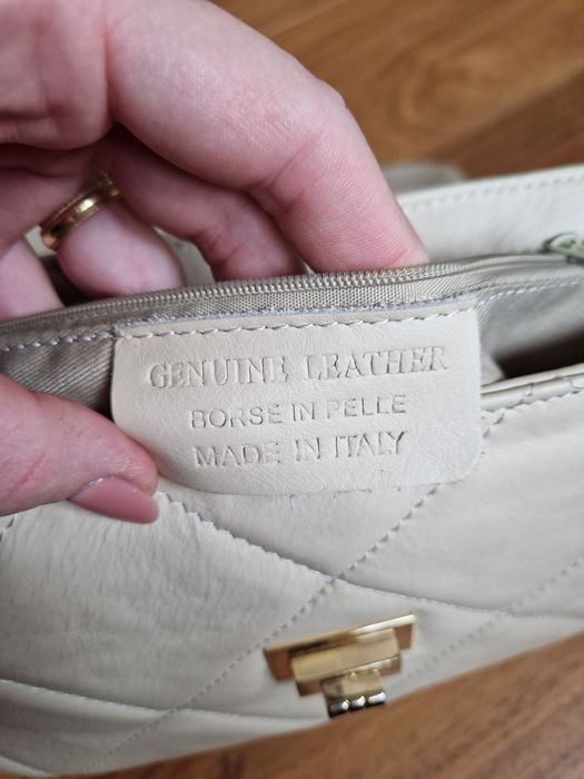 Geanta din piele naturala