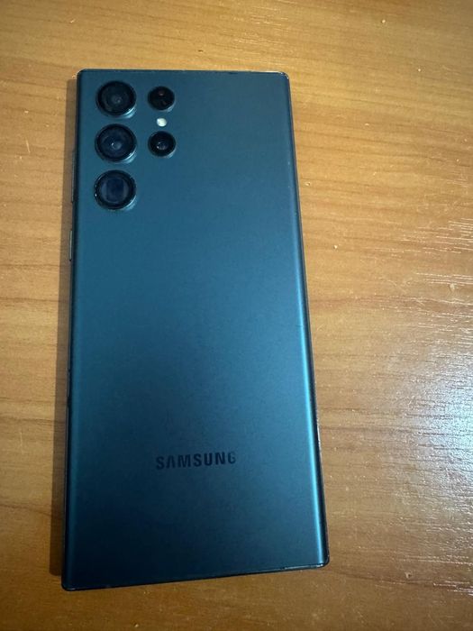 Продам самсунг S22 ultra