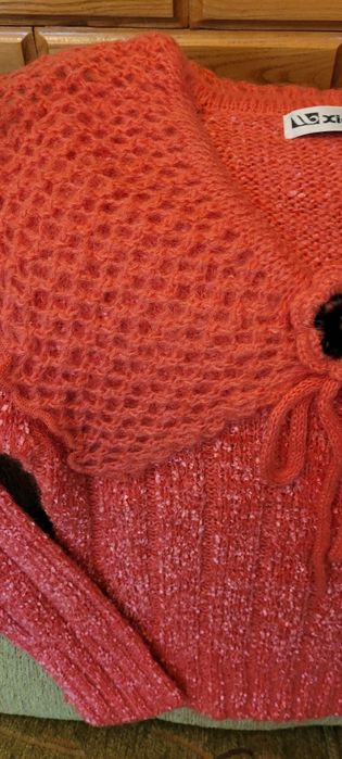 Нарядная теплая кофточка