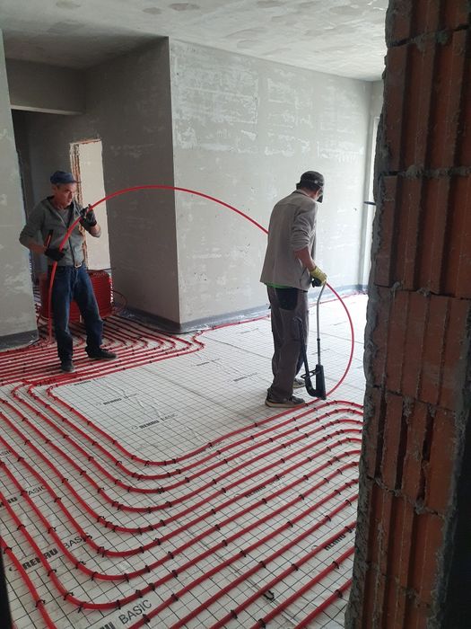 Instalatori/Executam instalati,sanitare,termice si electrice