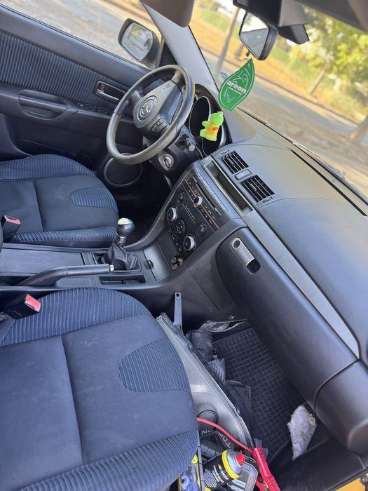Мазда 3 на части mazda 3 - 1.6 дизел 110к.с.