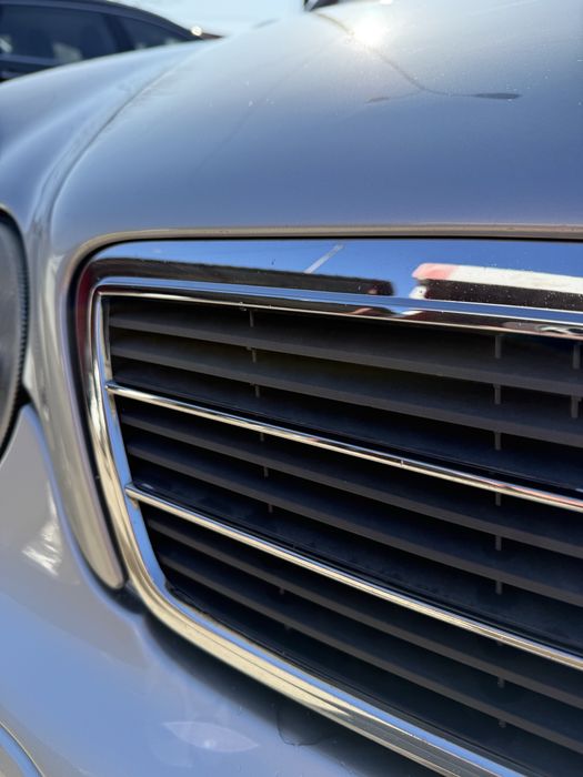Решетка за Mercedes w203