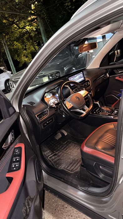 FAW Bestune T33 1.6 AT Luxury — 2022 yil Краска Родная