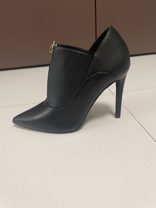 Зимни дамски боти