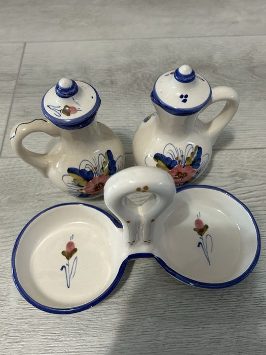 Керамичен испански ръчно рисуван комплект за зехтин и оцет