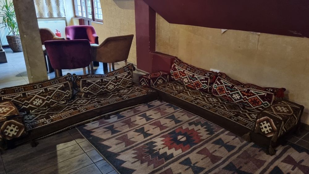 Pufuri/tabureti din piele naturală,  măsuțe rotunde in stil turcesc