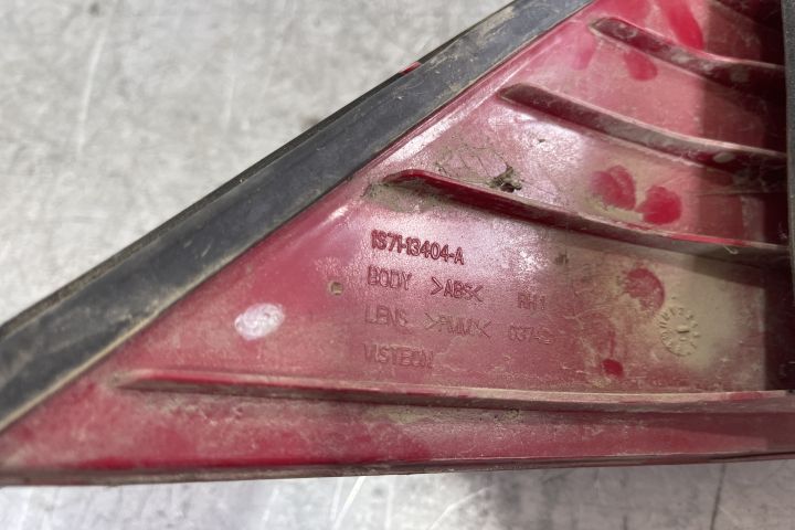 Lampa / Tripla stop dreapta pe aripa CU DEFECT 1S7113404A / 1S71-1340