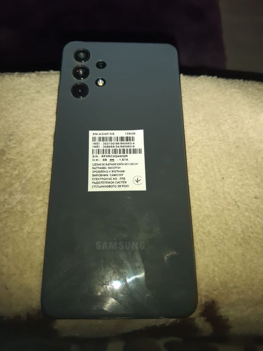 Apple 5c, самсунг j2, а 32 и нокиа аша