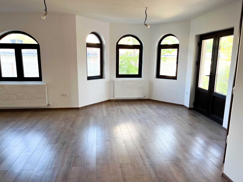 Casá P+1 De vánzare în Páulestii Noi Prahova