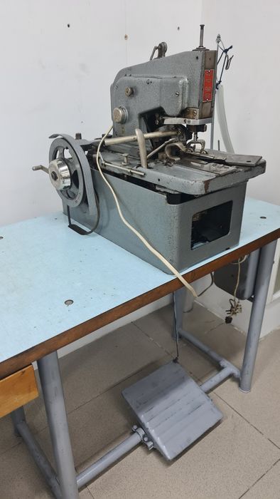 Продам петельную машину