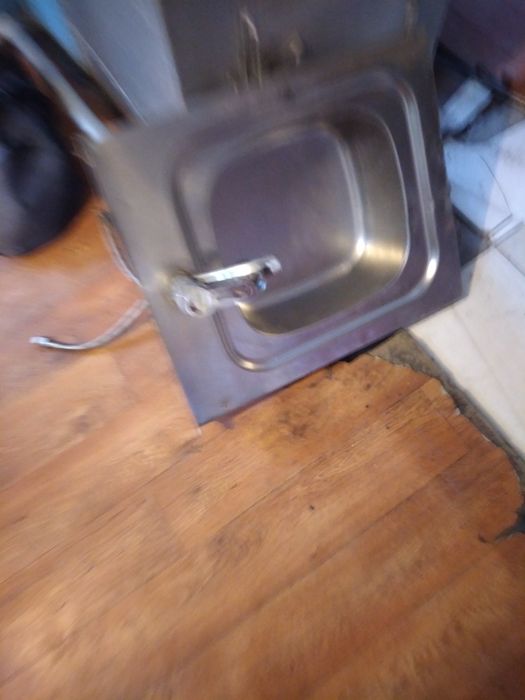 Мойка из нержавейки.