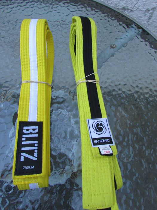 Екипировка за карате - кик бокс FMA