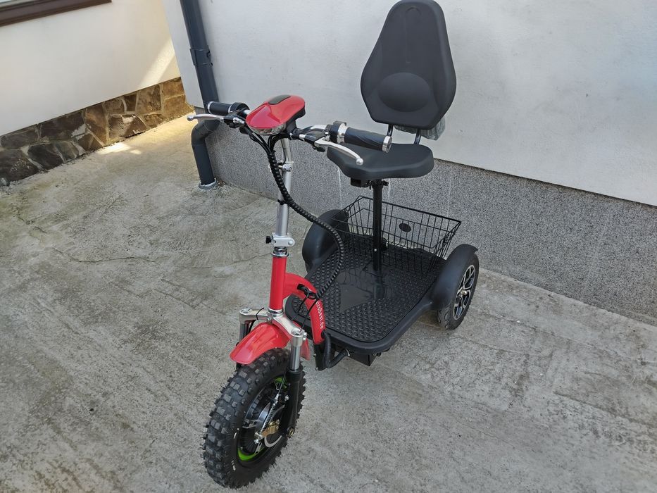 Triciclu scuter electric