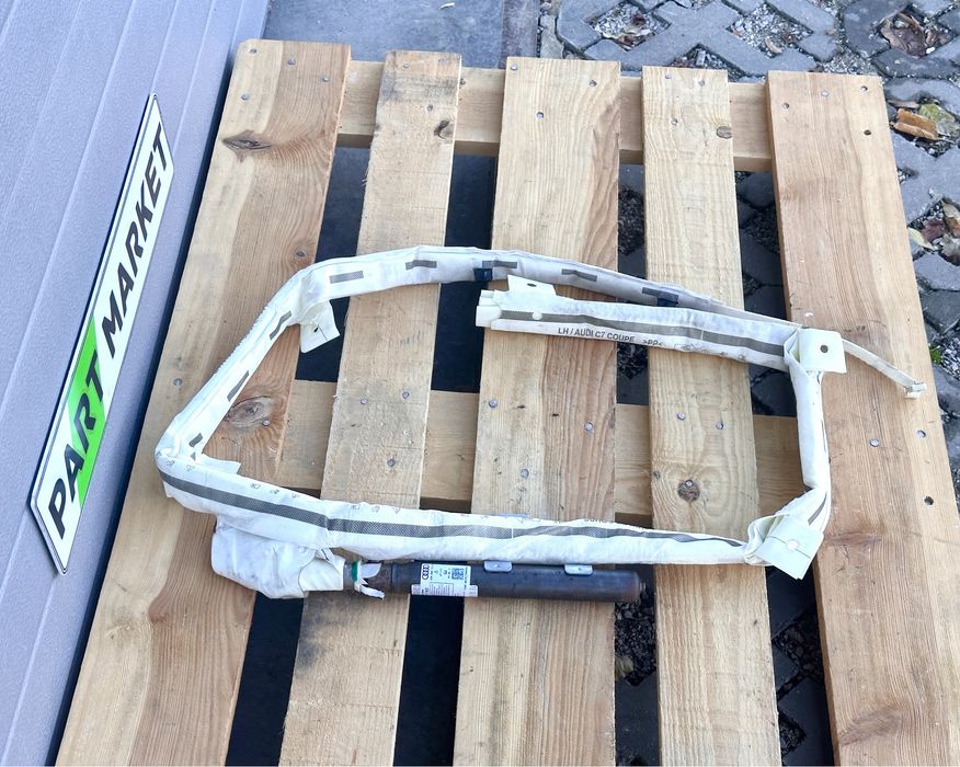 Лява Завеса Щора Въздушна възглавница AUDI A7 C7 4G 4G8880741B