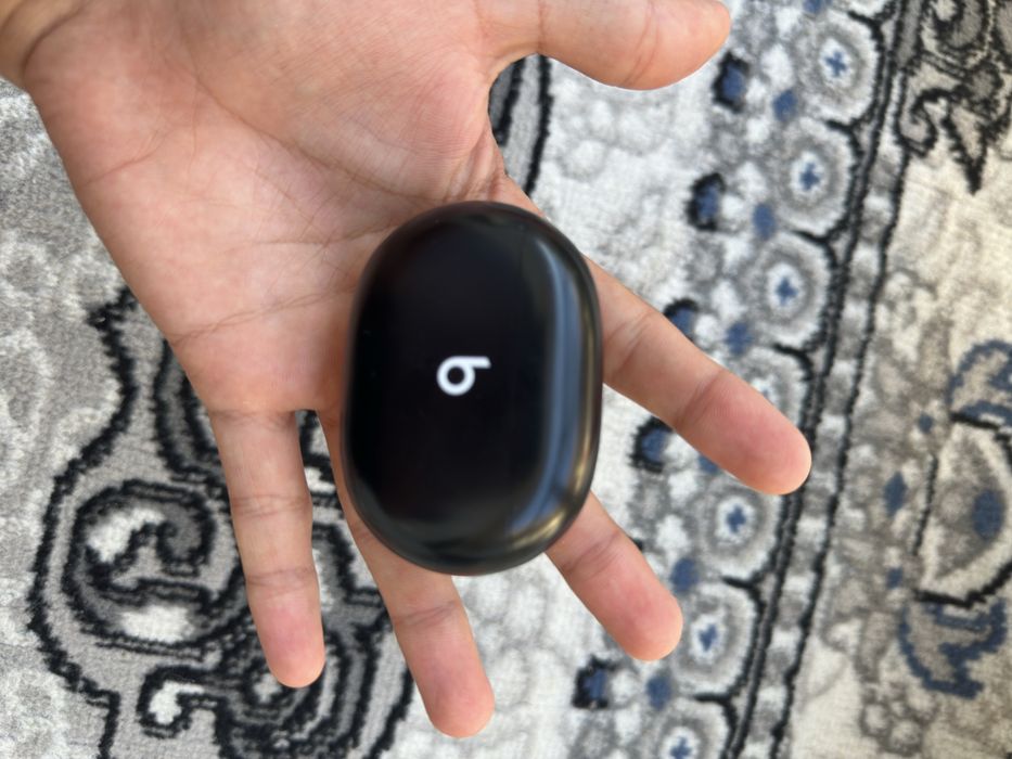 Original Beats simsiz quloqchin (Wireless Earbuds) – qora rang
