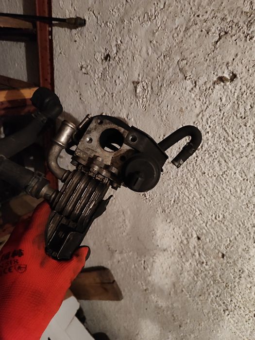 EGR охладител и клапан  от 1.9 TDI