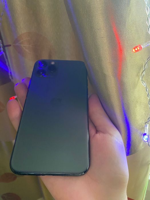 Срочно продам Iphone 11 pro