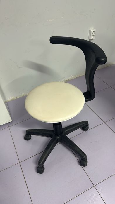 Стулья с роликом