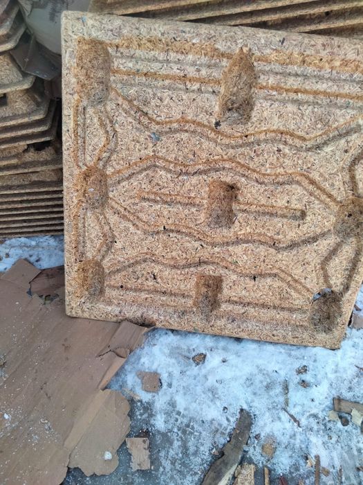 Поддон 300 тг сатылады